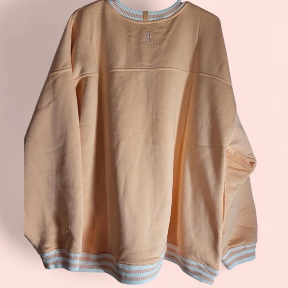 NEW $108 Free People FP Movment All Star Collegiate Logo Pullover Pastel Peach - Picture 5 of 5